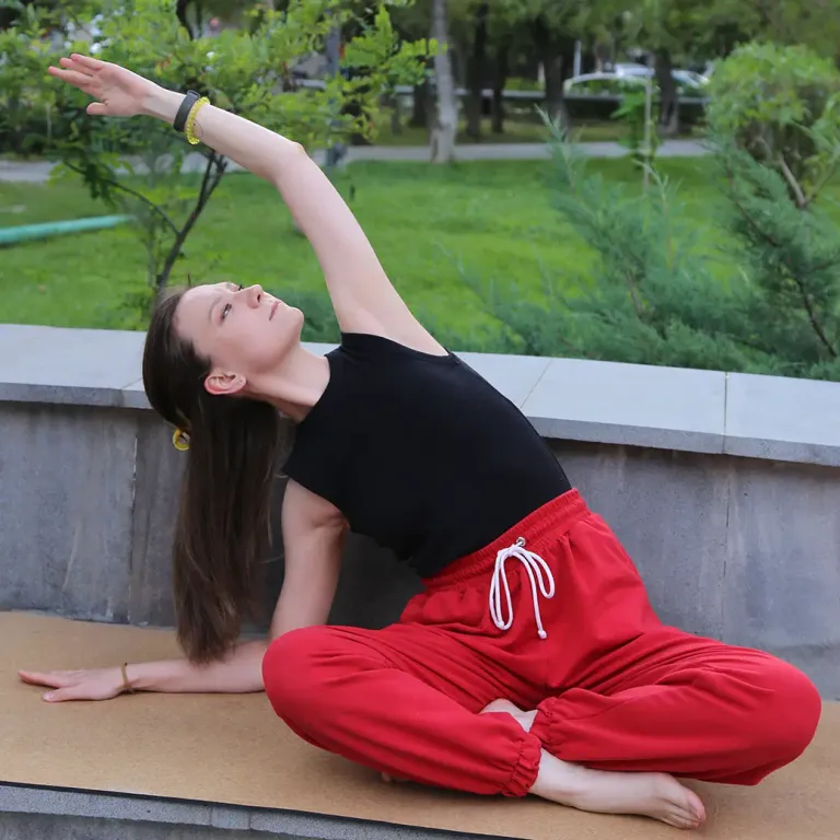 Елизавета — преподаватель йоги